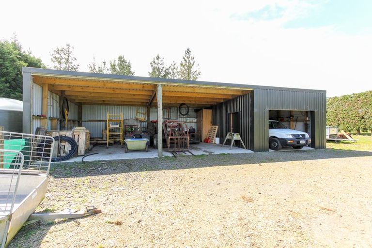 Photo of property in 333 Upland Road, Tarurutangi, New Plymouth, 4372