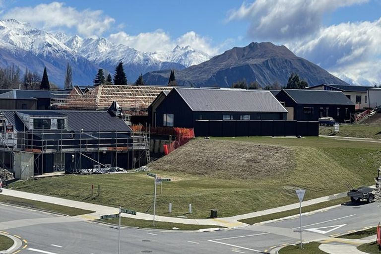 Photo of property in 55 Avalon Station Drive, Wanaka, 9305