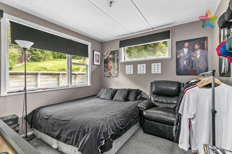 Photo of property in 3 Logie Street, Stokes Valley, Lower Hutt, 5019