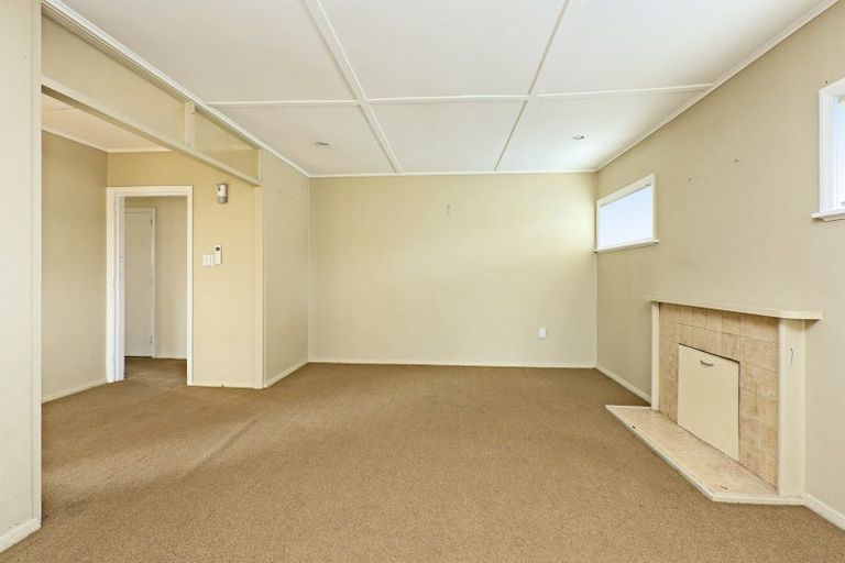 Photo of property in 43 Seddon Crescent, Marewa, Napier, 4110