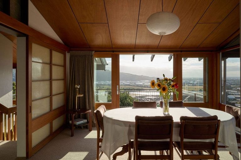 Photo of property in 76 Cannon Hill Crescent, Mount Pleasant, Christchurch, 8081