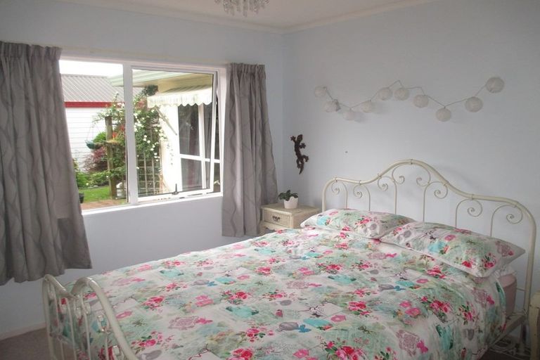 Photo of property in 76 Splitt Avenue, Glenview, Hamilton, 3206