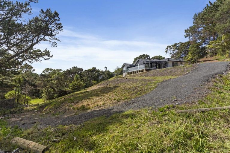 Photo of property in 52 Scott Road, Stanmore Bay, Whangaparaoa, 0932