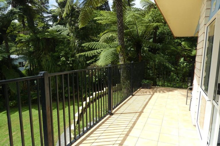 Photo of property in 15 Coates Street, Greymouth, 7805