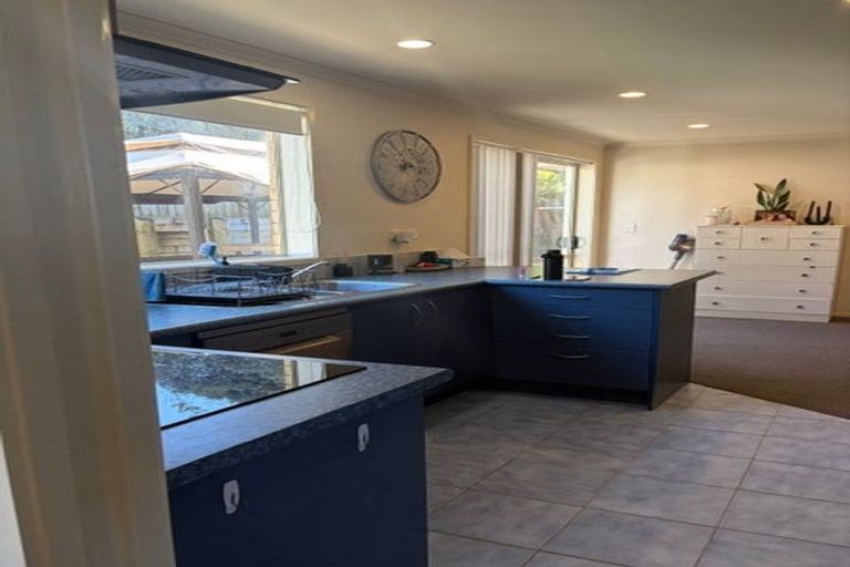 Photo of property in 19 Toomer Place, Beachlands, Auckland, 2018