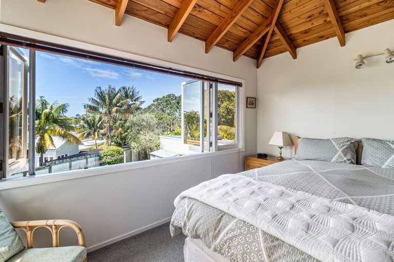 Photo of property in 62 Vauxhall Road, Devonport, Auckland, 0624