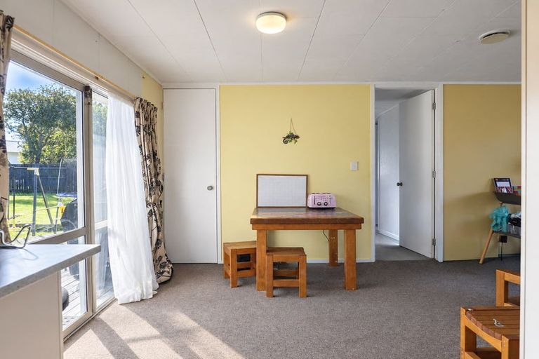 Photo of property in 11 Crystal Place, Pukehangi, Rotorua, 3015