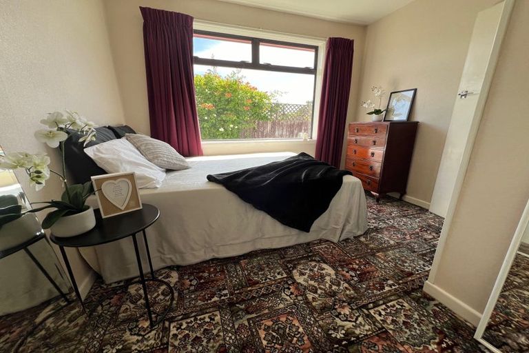 Photo of property in 16 Bradshaw Terrace, Riccarton, Christchurch, 8011