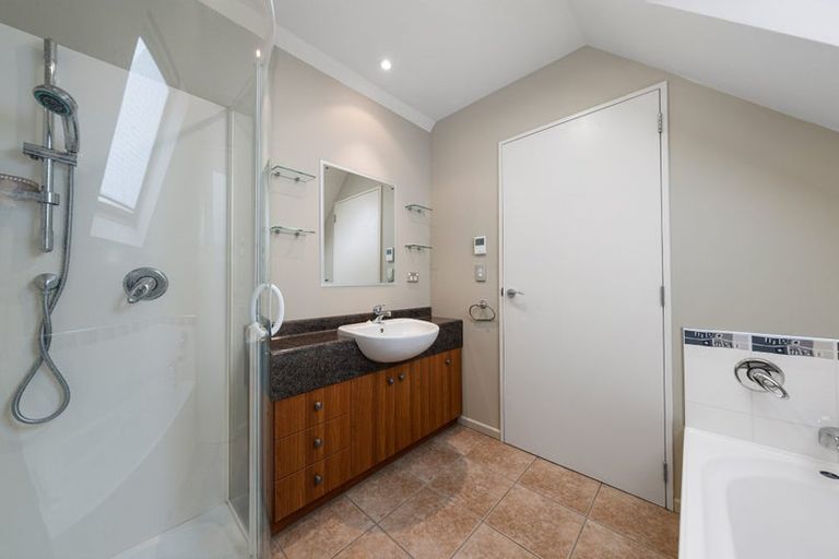 Photo of property in 9 Evergreen Place, Parklands, Christchurch, 8083