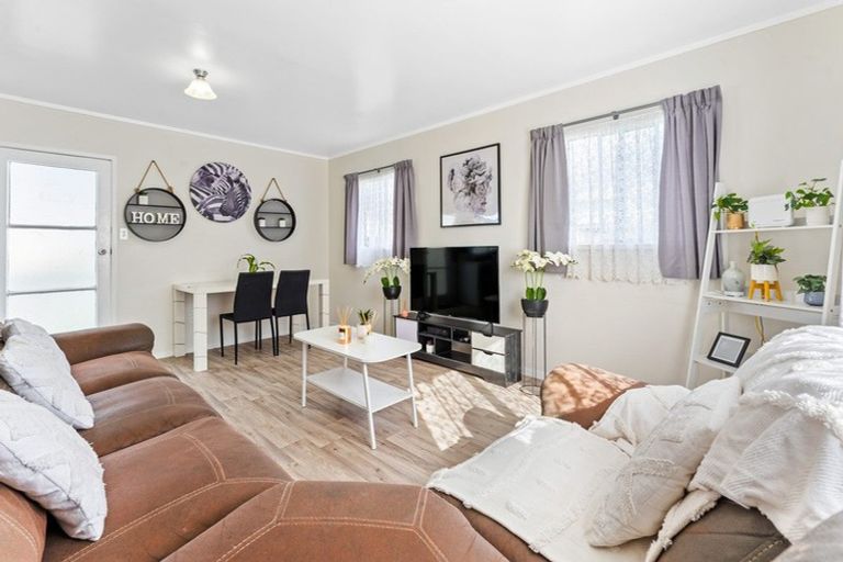 Photo of property in 1/16 Sandra Avenue, Otara, Auckland, 2023