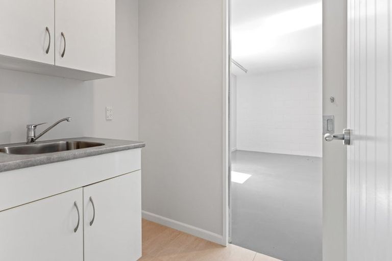 Photo of property in 31 Mcdougall Avenue, St Albans, Christchurch, 8014