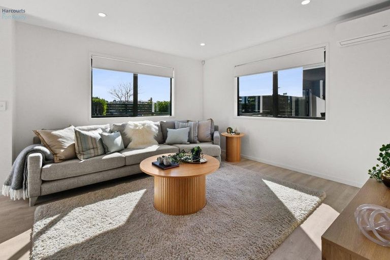 Photo of property in 33 Jutland Road, Pukekohe, 2120