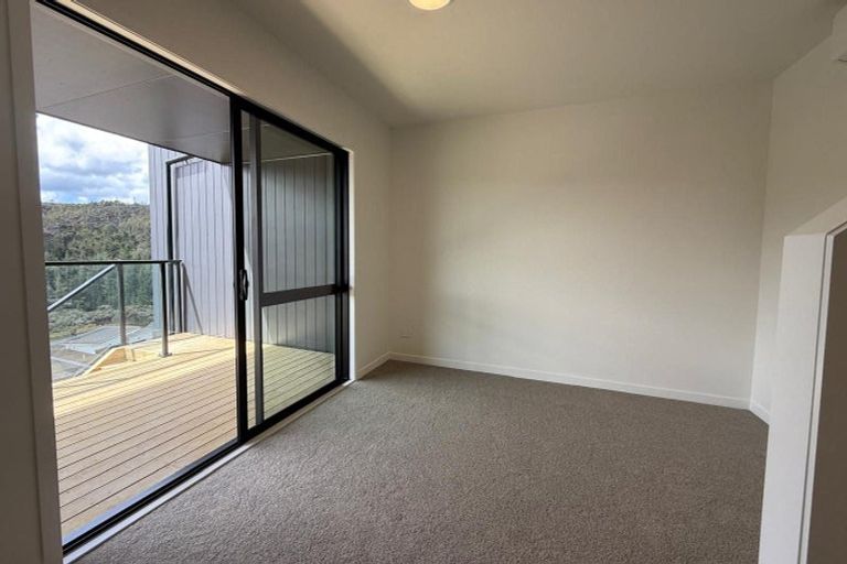 Photo of property in 5/3 Kawau Close, Orewa, 0931