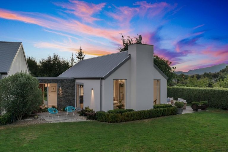 Photo of property in Butel Park, 22 Essex Avenue, Arrowtown, 9302