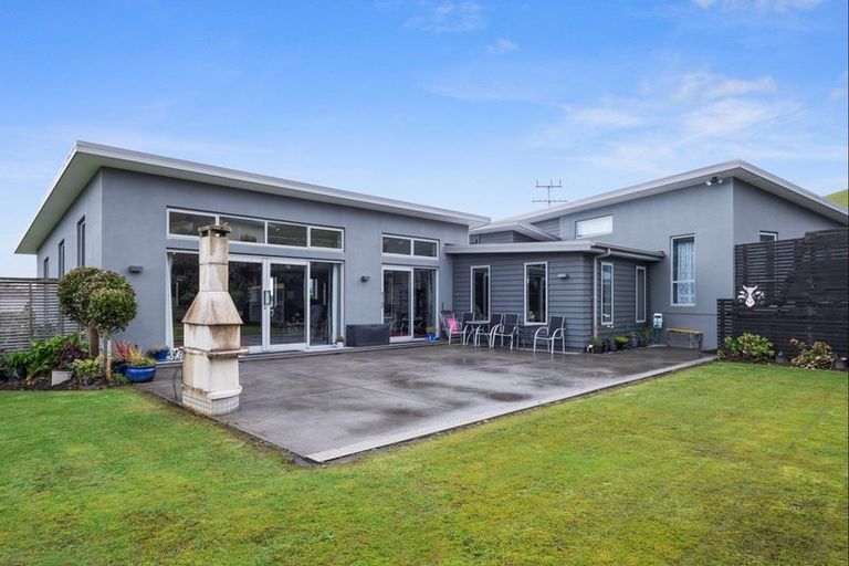 Photo of property in 127 Coutts Road, Gore, 9710