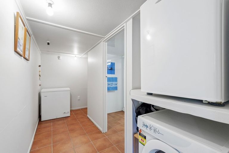 Photo of property in 203 Howard Road, Orere Point, 2585