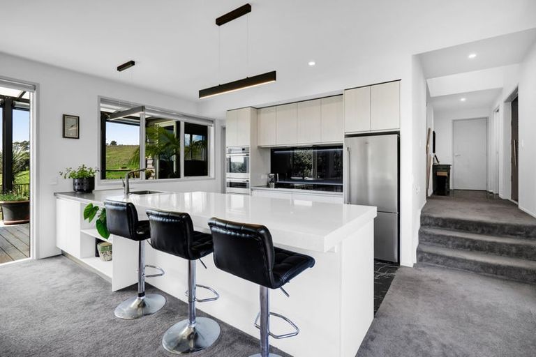 Photo of property in 5d Vardon Way, Waiwhakaiho, New Plymouth, 4312