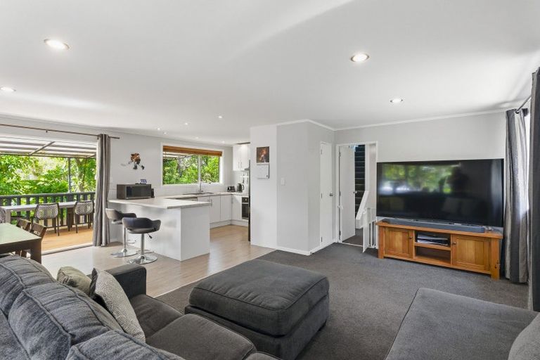 Photo of property in 92 Leinster Avenue, Raumati South, Paraparaumu, 5032