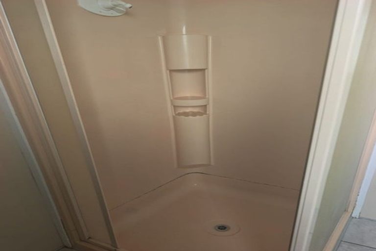 Photo of property in 10 Longreach Drive, Sunnyvale, Auckland, 0612