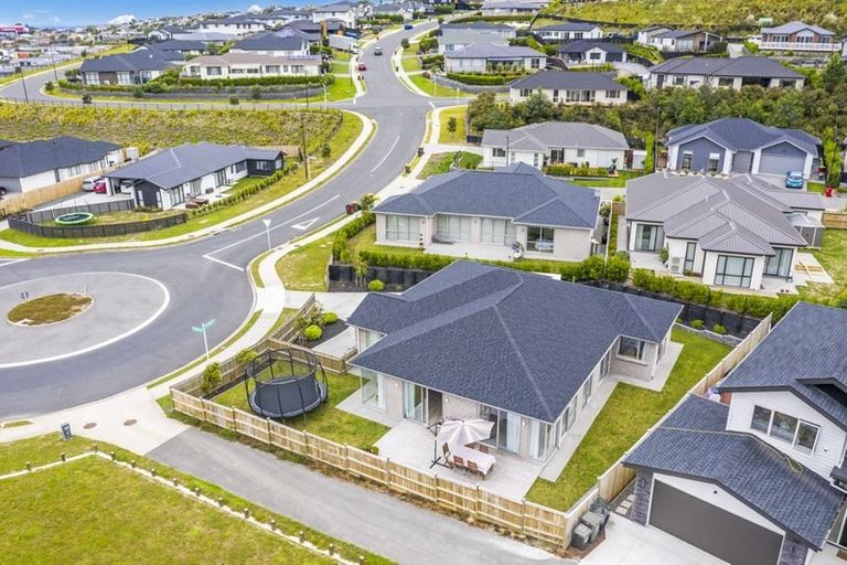 Photo of property in 41 Woodridge Drive, Stanmore Bay, Whangaparaoa, 0932