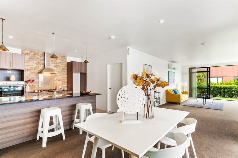 Photo of property in 9 Lieutenant Lane, Papakura, 2110