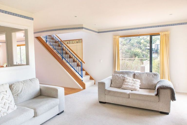 Photo of property in 37 Cornwall Road, Lyttelton, 8082