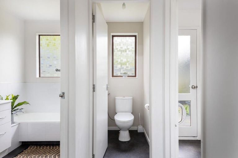 Photo of property in 121 Poplar Grove, Whalers Gate, New Plymouth, 4310