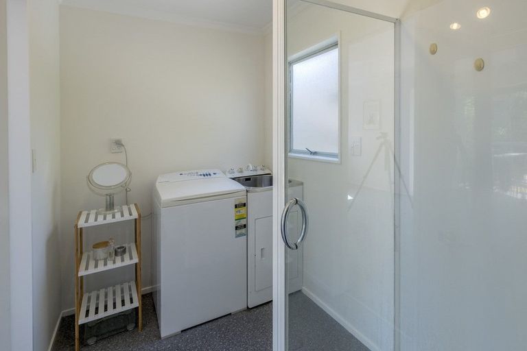 Photo of property in 4 Pio Pio Place, Waikanae Beach, Waikanae, 5036