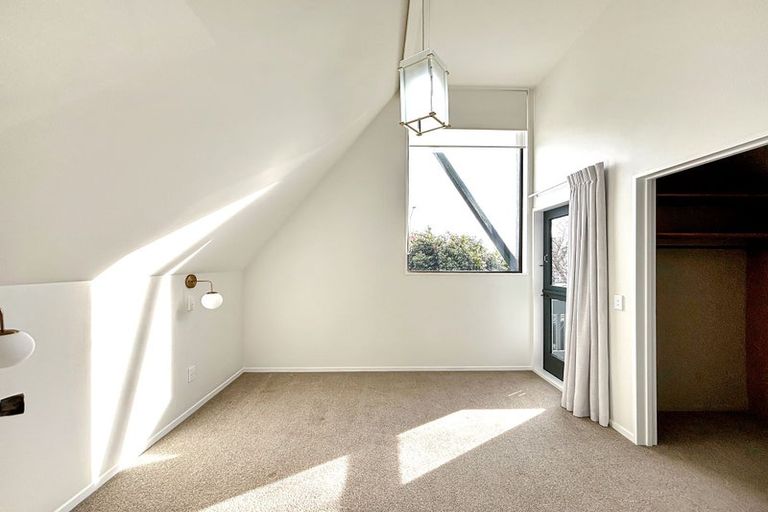 Photo of property in 148 Innes Road, St Albans, Christchurch, 8052