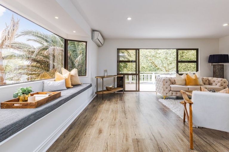 Photo of property in 123 Wattle Farm Road, Wattle Downs, Auckland, 2103