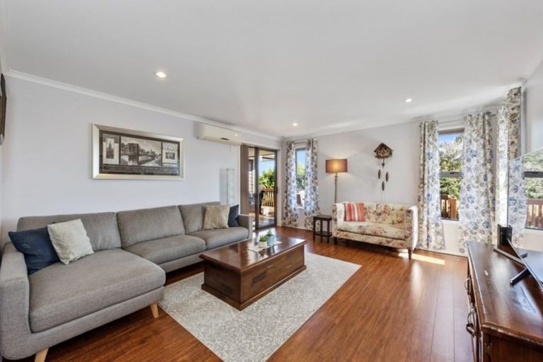 Photo of property in 8 Cleeve Close, Huntington, Hamilton, 3210