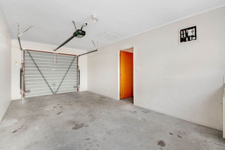 Photo of property in 4b Alice Avenue, Orewa, 0931