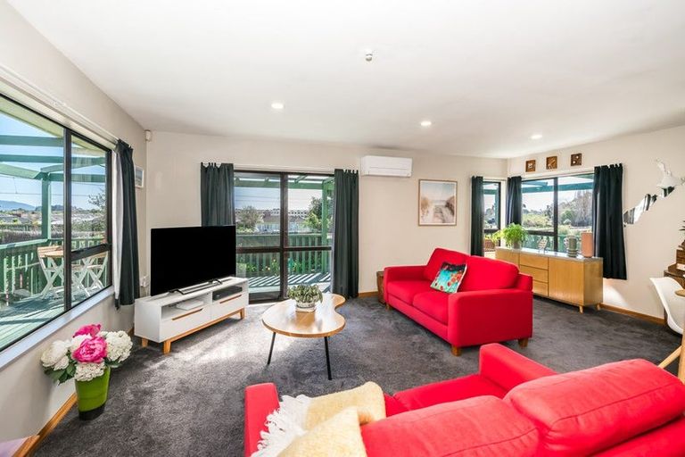 Photo of property in 28 Matenga Street, Waikanae, 5036