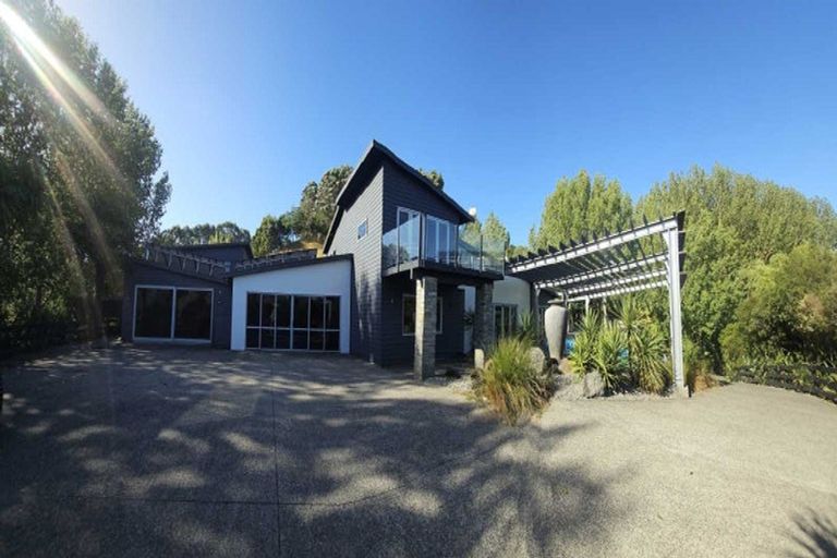 Photo of property in 671 No 3 Line, Okoia, Whanganui, 4582