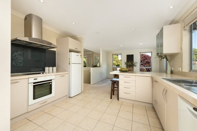 Photo of property in 17 Dowman Place, Te Puke, 3119