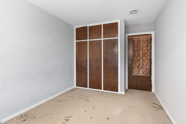 Photo of property in 2/121 Hay Street, Bromley, Christchurch, 8062