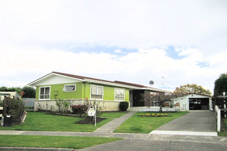 Photo of property in 4 Myers Place, Tamatea, Napier, 4112