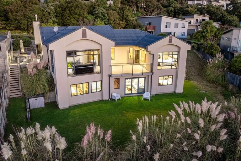 Photo of property in 26 Port Lane, Whitby, Porirua, 5024