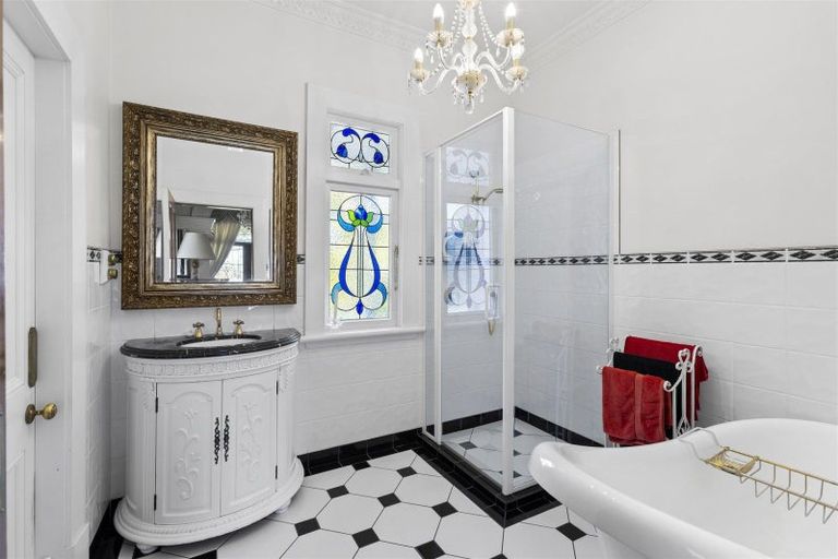 Photo of property in 143 Russell Street, Westport, 7825