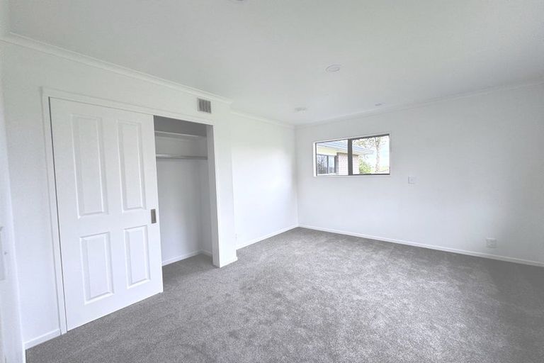 Photo of property in 18a Bushlands Drive, Albany, Auckland, 0632