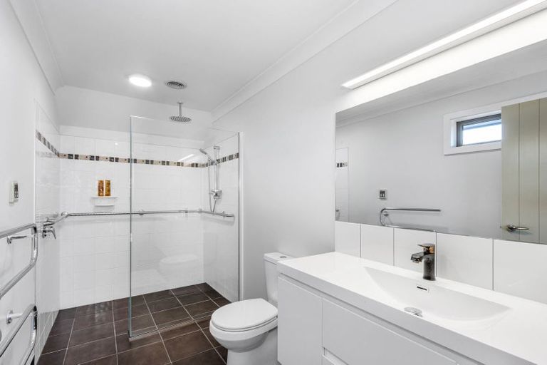 Photo of property in 1 Bancroft Place, Parklands, Christchurch, 8083