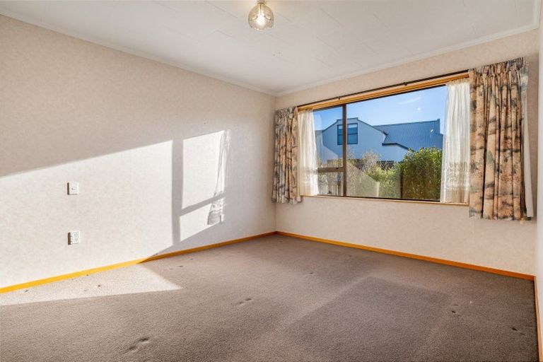 Photo of property in 35 Anne Street, Winton, 9720