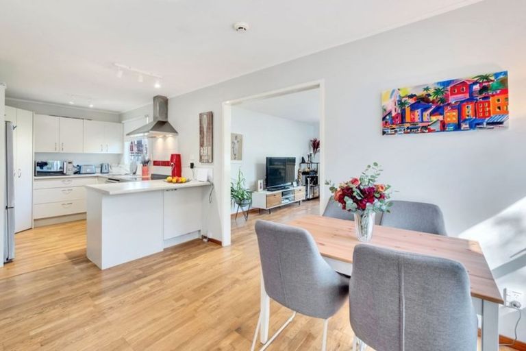 Photo of property in 1/7 Sunburst Lane, Torbay, Auckland, 0630