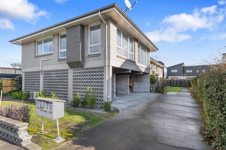 Photo of property in 2/121a Papanui Road, Merivale, Christchurch, 8014