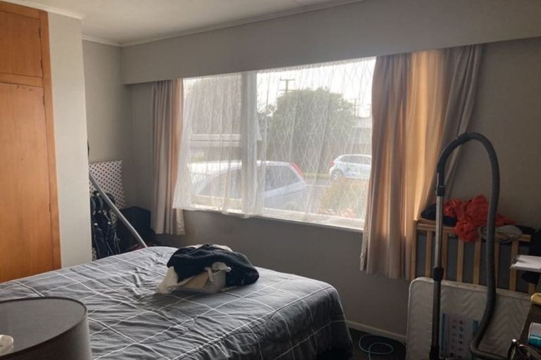 Photo of property in 17 John Street, Levin, 5510