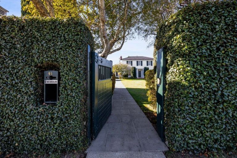 Photo of property in 91 Belt Road, New Plymouth, 4310