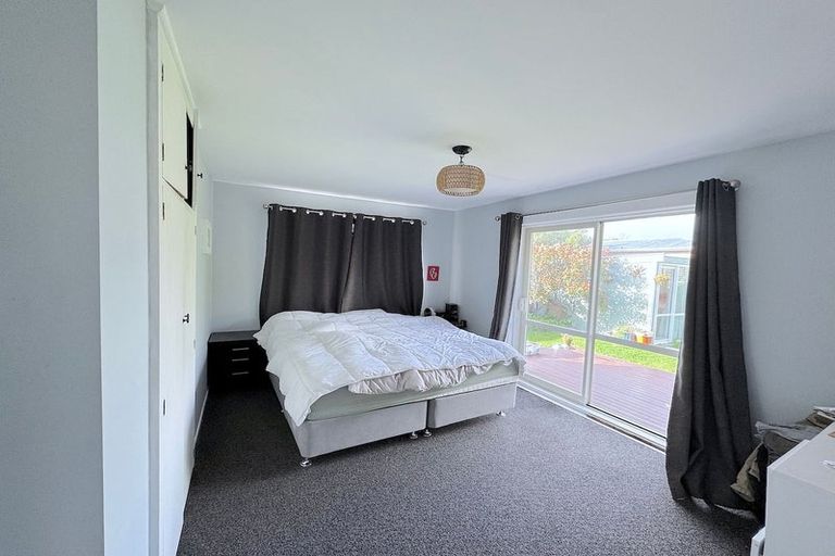 Photo of property in 2/129 Marriotts Road, New Brighton, Christchurch, 8083