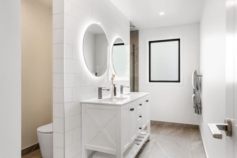 Photo of property in 152 Waterways Parade, Pauanui, Hikuai, 3579