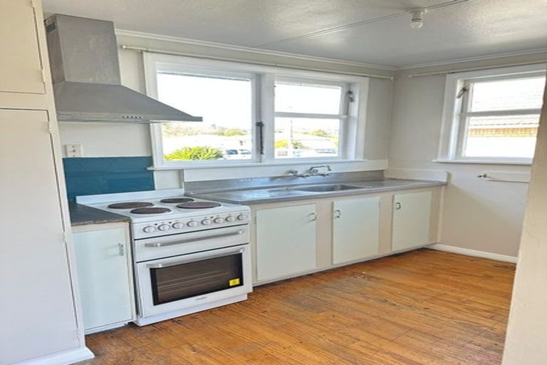 Photo of property in 3 Maurice Street, Papakura, 2110