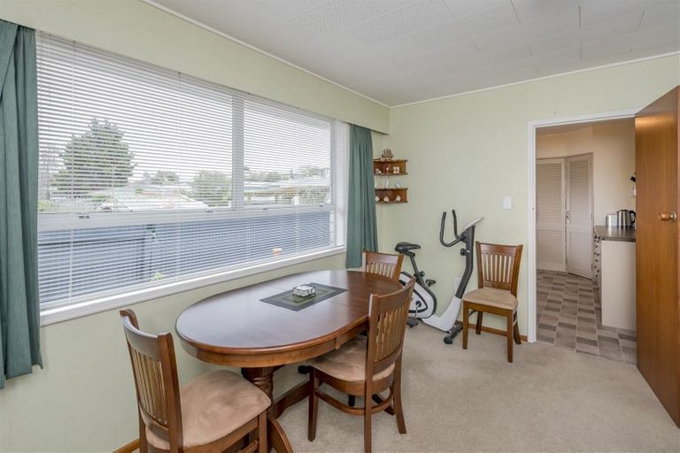 Photo of property in 3 Chester Street, Levin, 5510